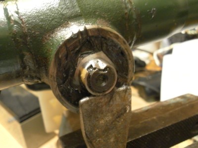 Ecrou sur Pignon.jpg