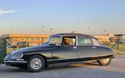 Citroën DS-21 (1).jpeg