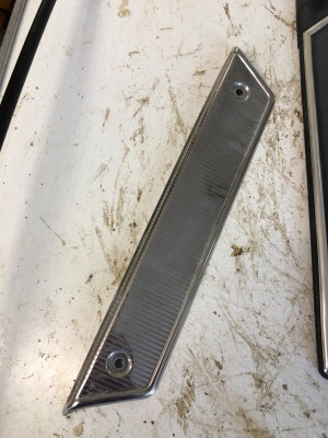 4 Fahrerseitiger Teppichschutz.jpg